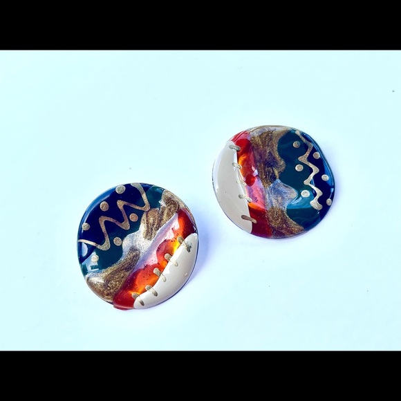 Vintage Painted Circular Patterned Push Back Closure Stud Earrings - Picture 3 of 6
